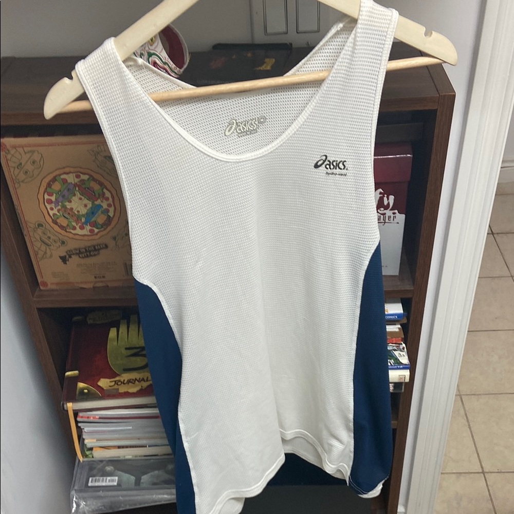ASICS Men's White and Blue Hydro Vent Tank Top